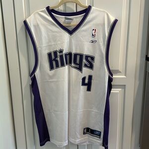 Vintage Reebok White NBA Sacramento Kings Chris Webber #4